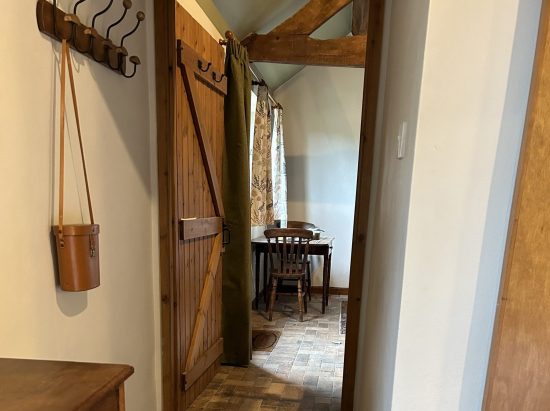 Kit Cottage 02