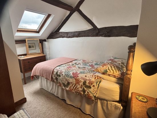 Single bedroom 2